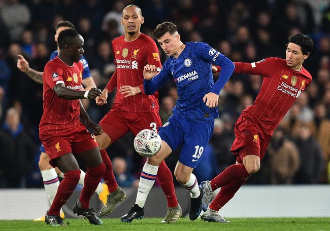 队报：里昂公布24／25赛季财报，俱乐部净亏损超2亿欧元