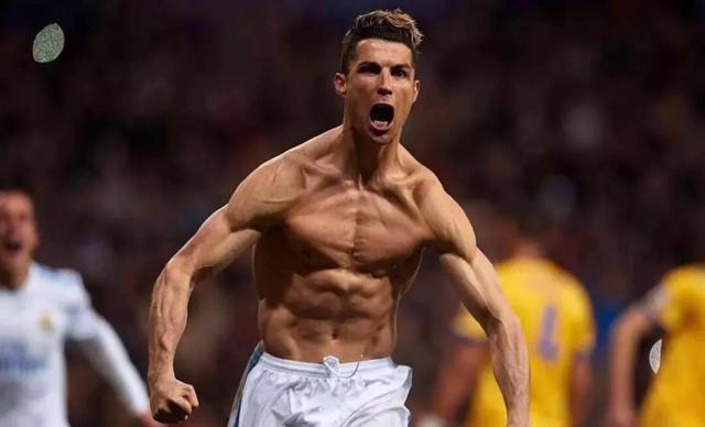 天空：抗议活动不断，苏超凯尔特人股东大会草草收场